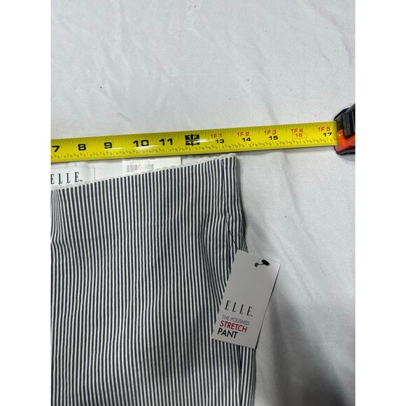 ELLE Women’s Polished Stretch Skinny Ankle Pants Small NWT Pinstripe - Picture 7 of 9
